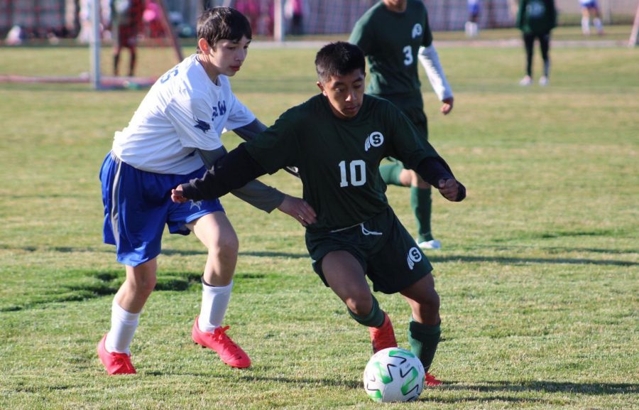Hugo Ramon playing for the Schuyler Warriors against Lakeview 
