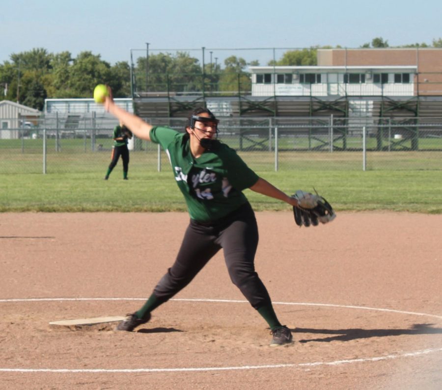 Lucy Mendez pitching for the Schuyler Warrior Softball team 