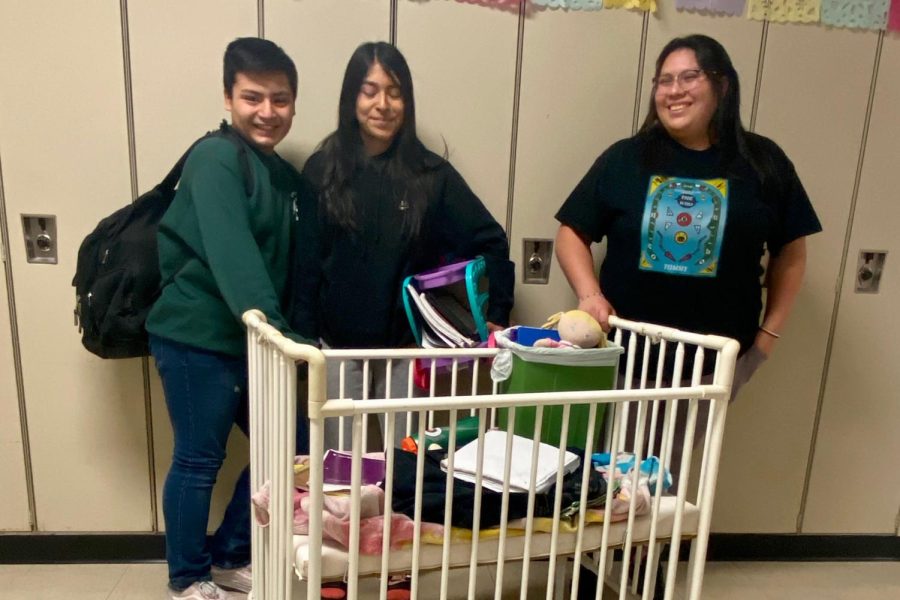 Alex Aldana, Vanessa Gonzalez, Yadira Morales chose to use a crib for everything but a backpack day.