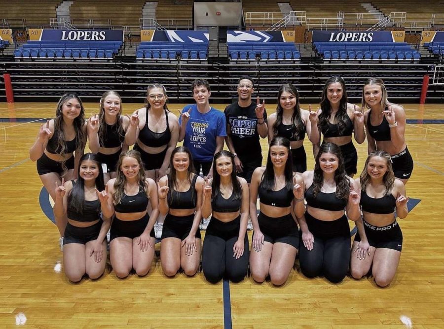 The UNK 23-24 cheerleaders. With KT at the far left of the bottom row.